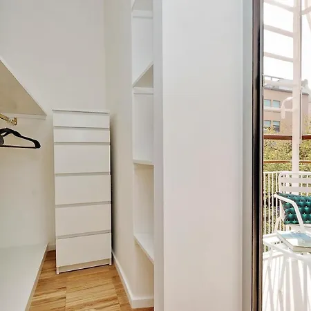 Renovated And Cozy Flat Apartment
