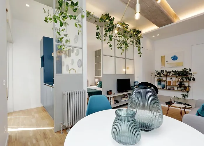 Renovated And Cozy Flat Apartment