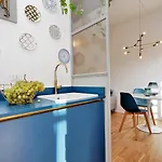 Renovated And Cozy Flat Apartment Rom